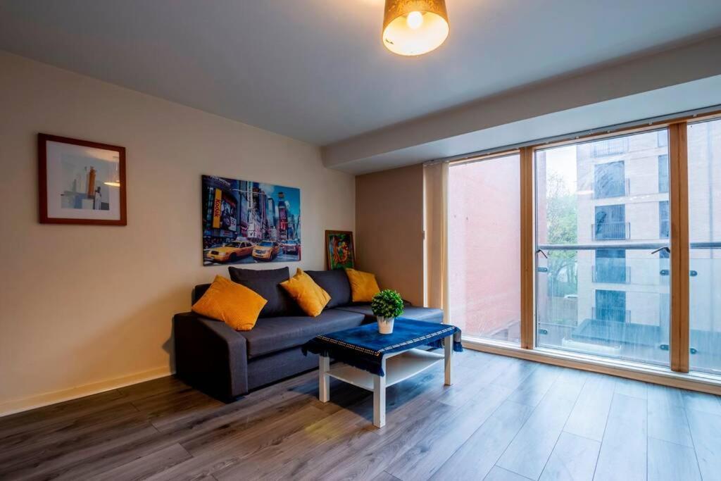 Central Apartment In The Heart Of Liverpool Exterior foto